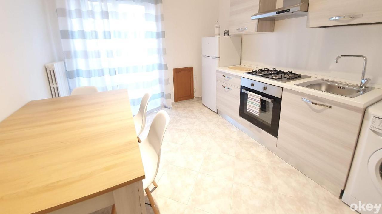 Twin Room Apulia Accommodation - Bari Policlinico Εξωτερικό φωτογραφία